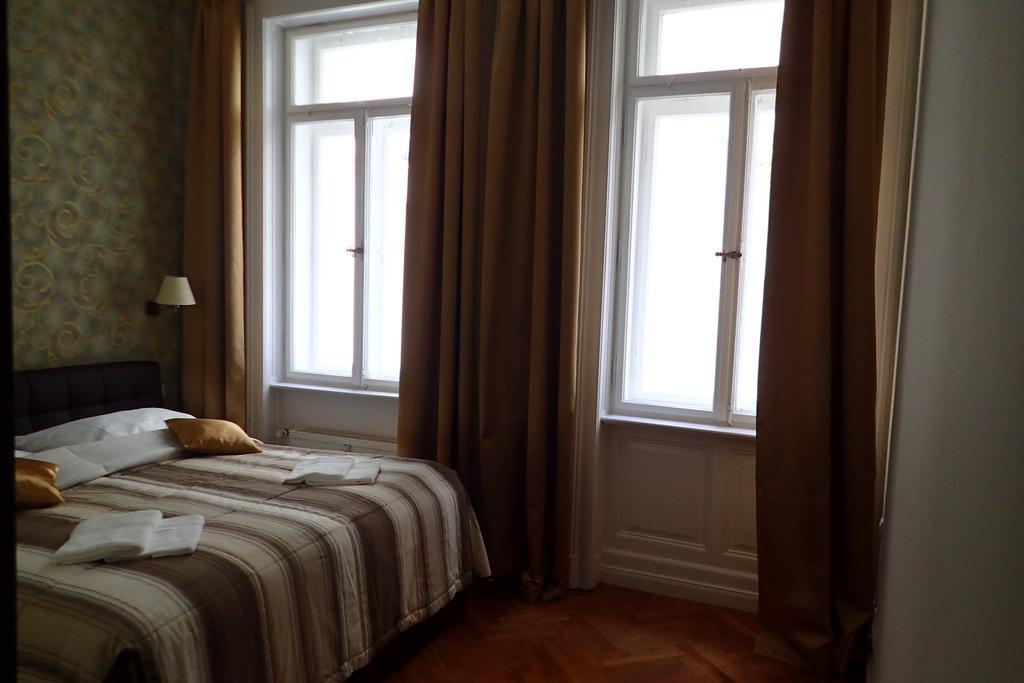 Apartment In City Center - Morassi 카를로비바리 외부 사진