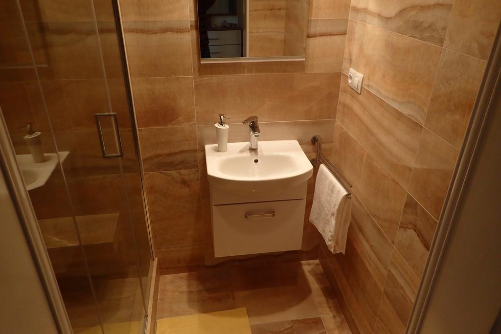 Apartment In City Center - Morassi 카를로비바리 객실 사진